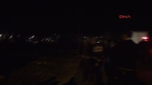 Adıyaman Öğrenci Servisi Minibüsü ile Hafif Ticari Araç Çarpıştı: 8 Yaralı