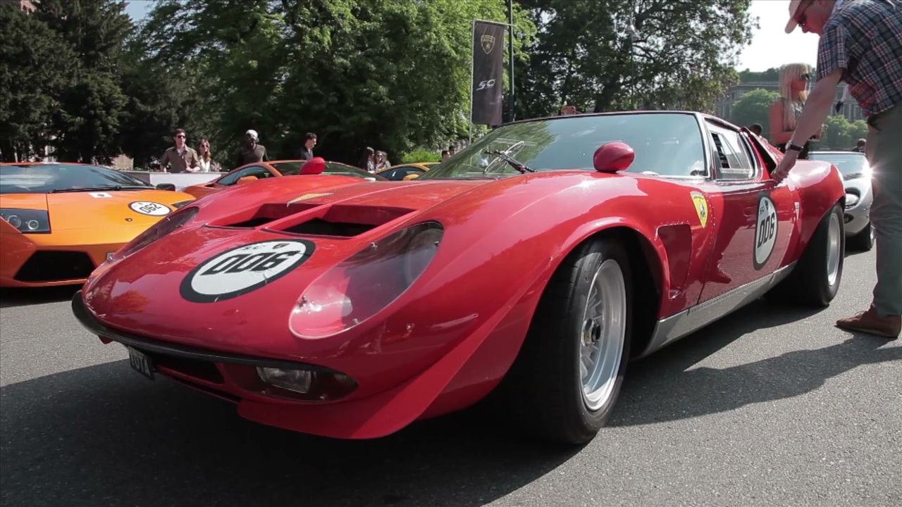Desfile Lamborghini 50 Aniversario