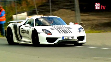 Video herunterladen: Porsche 918 Spyder