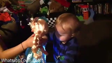 Little Baby Realy Likes Frozen