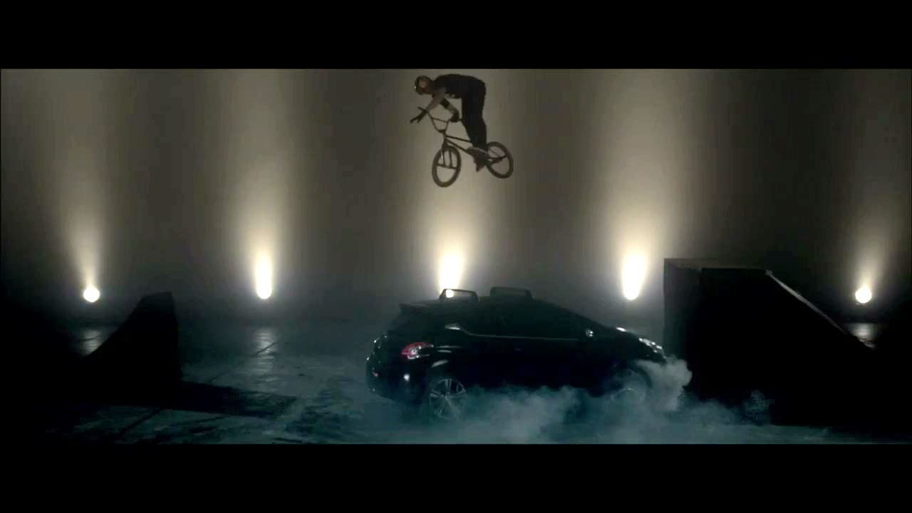 Peugeot 208 GTi vs Jaden Leeming