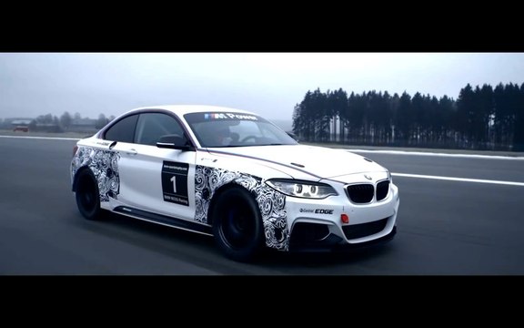 BMW M235i Racing