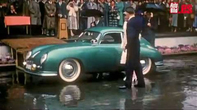 Museo Porsche trailer