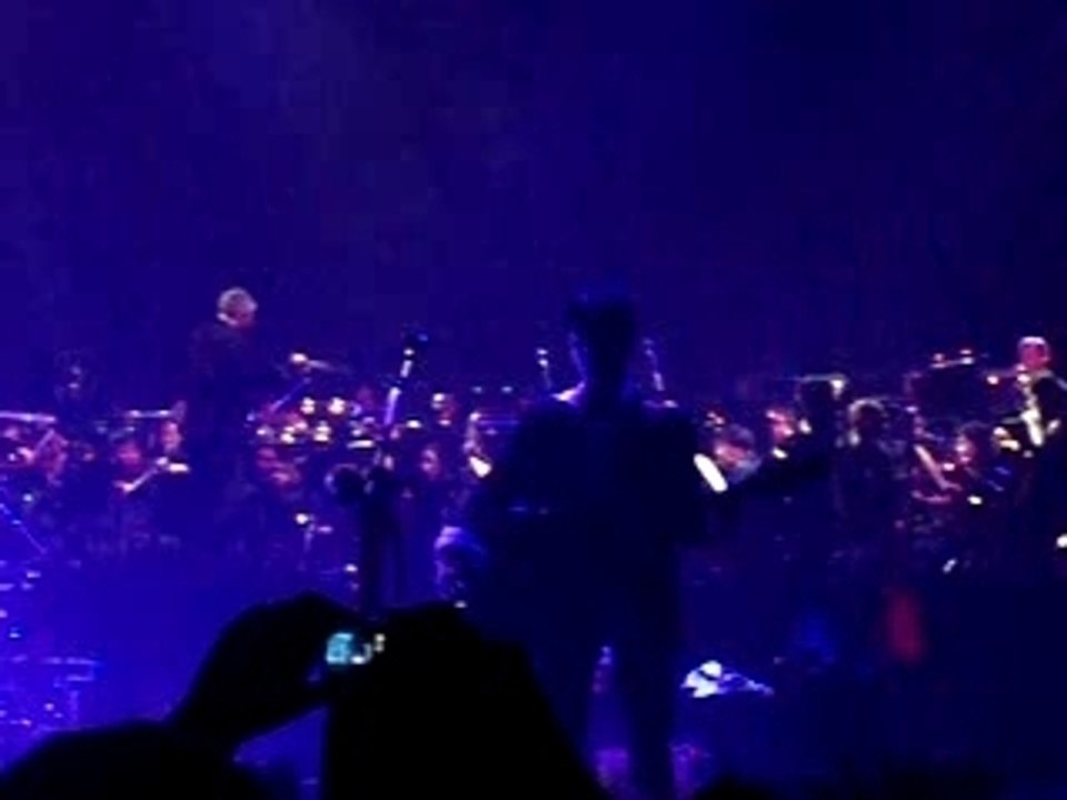 Début Justine Bercy 19 Mai Indochine