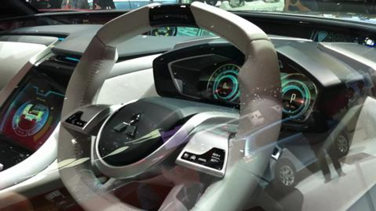 Mitsubishi RC Interior