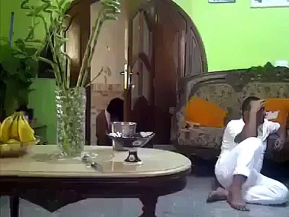 Watch out how they scare can t stop laughing