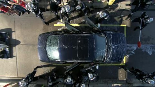 Mobil 1 - Carwash stunt ad with Jenson Button