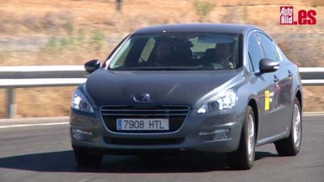 RACC Problemas al conducir con una sola mano