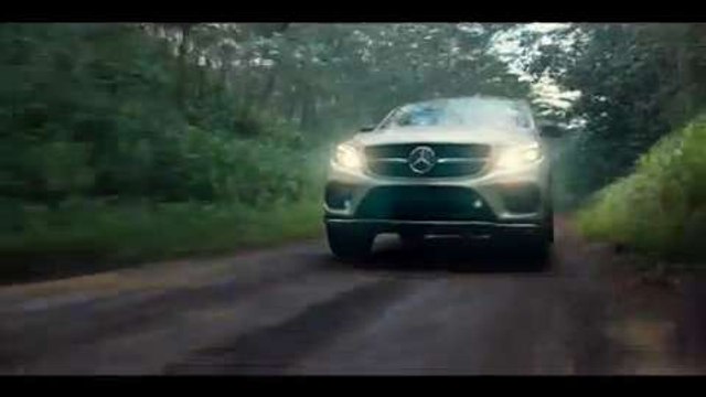 Anuncio Mercedes GLE Coupé en 'Jurassic World'