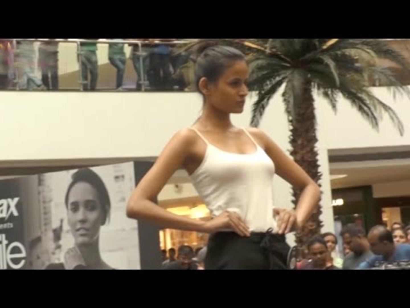 Model Goes Nip Slip On Ramp Uncensored Video Dailymotion