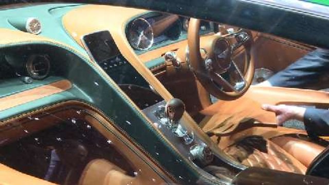 Bentley EXP Salon de Ginebra 2015