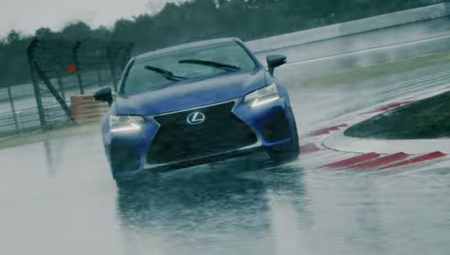 Lexus GS F - En circuito