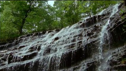 El Monumento Natural 'Ojo Guareña' (Parte 1-2)