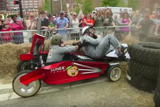 Autos locos Red Bull Atlanta 2015