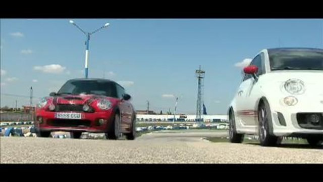 Mini JCW contra Abarth 500
