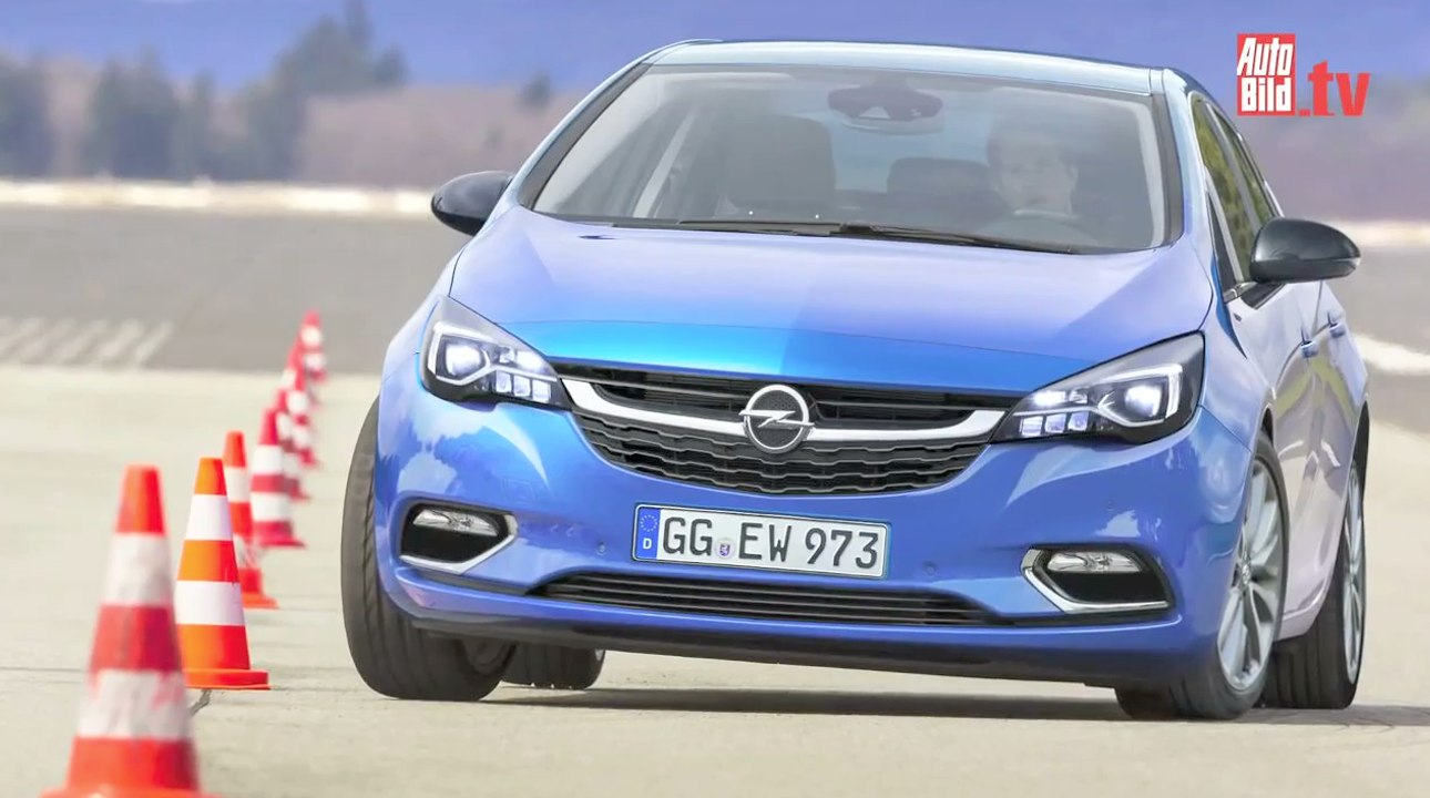 Nos colamos en el Opel Astra 2016