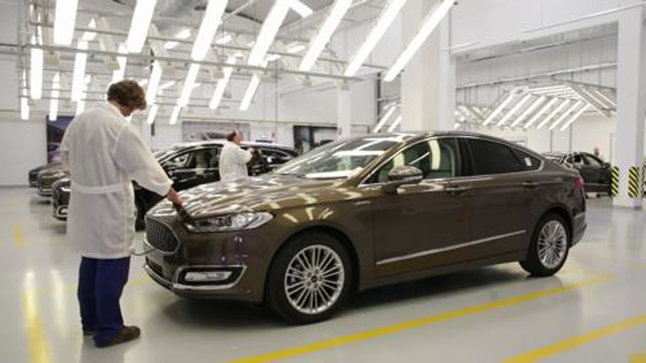 Fábrica de Ford por dentro en Almussafes, Valencia