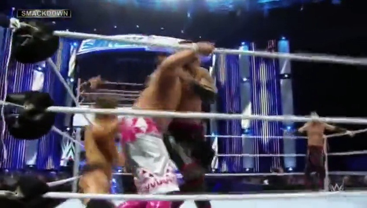 The Ascension destroys local athletes  SmackDown, January 02, 2015 6A97E2E0 FAF6 42ED 96A3 782468B6D