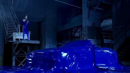 Nuevo Mercedes SL cubierto de látex