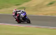 Jorge Lorenzo prueba la nueva Yamaha YZF R3
