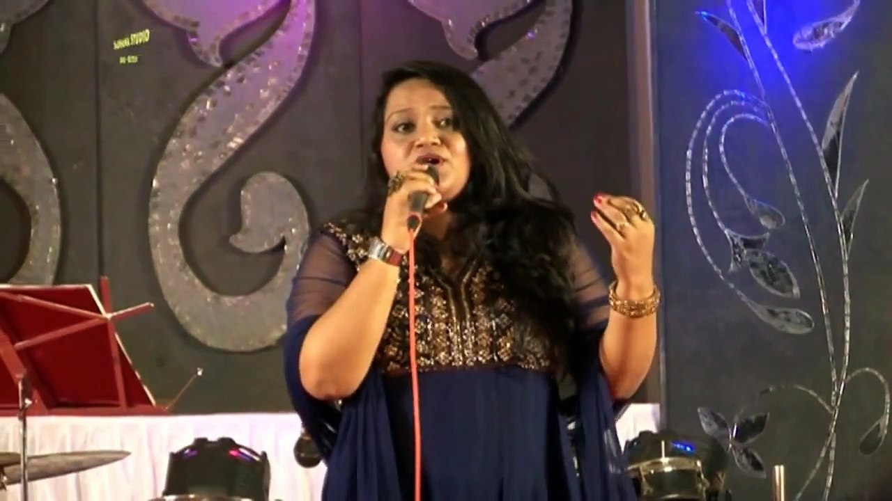 Dil Ka Khilona Haay Toot Gaya  By Priyanka Mitra ((Live))