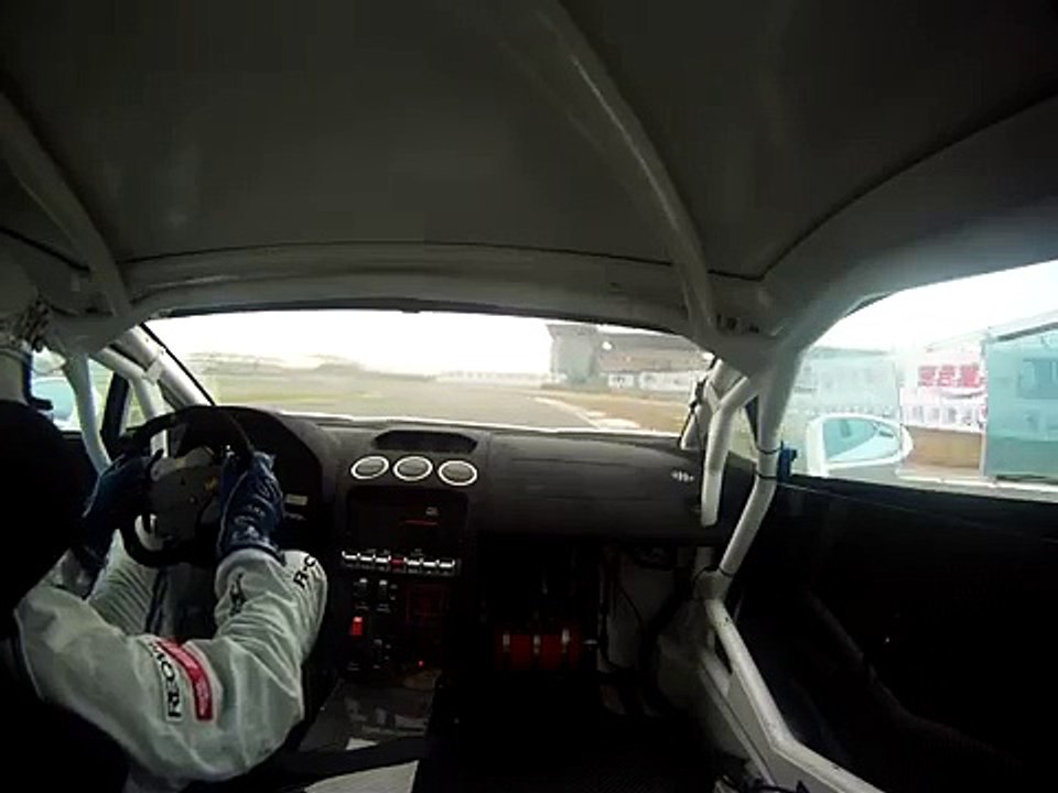 Egoista Car drifting  suilverstone Race track Go Pro Hero