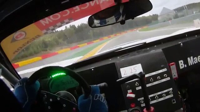 Huracan Lamborghini dashcamera mount Castrol Raceway Go Pro Hero