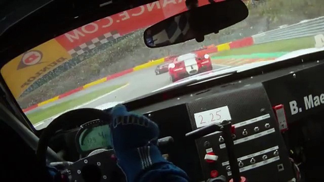 Lamborghini Gallardo battling Ferrari at nurburgring Straightaway  HD Video