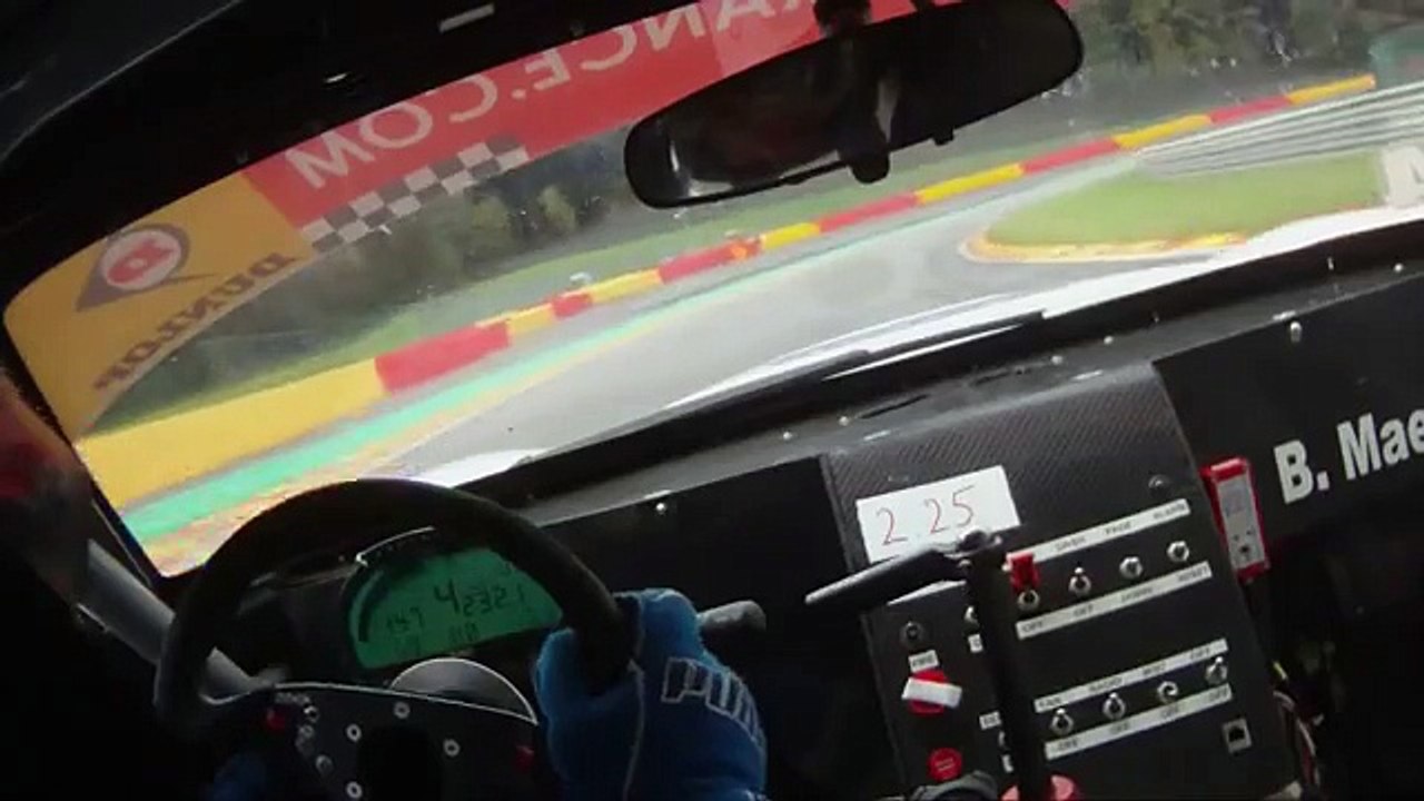 Lamborghini Veneno sliding nurburgring Straightaway  High Definition