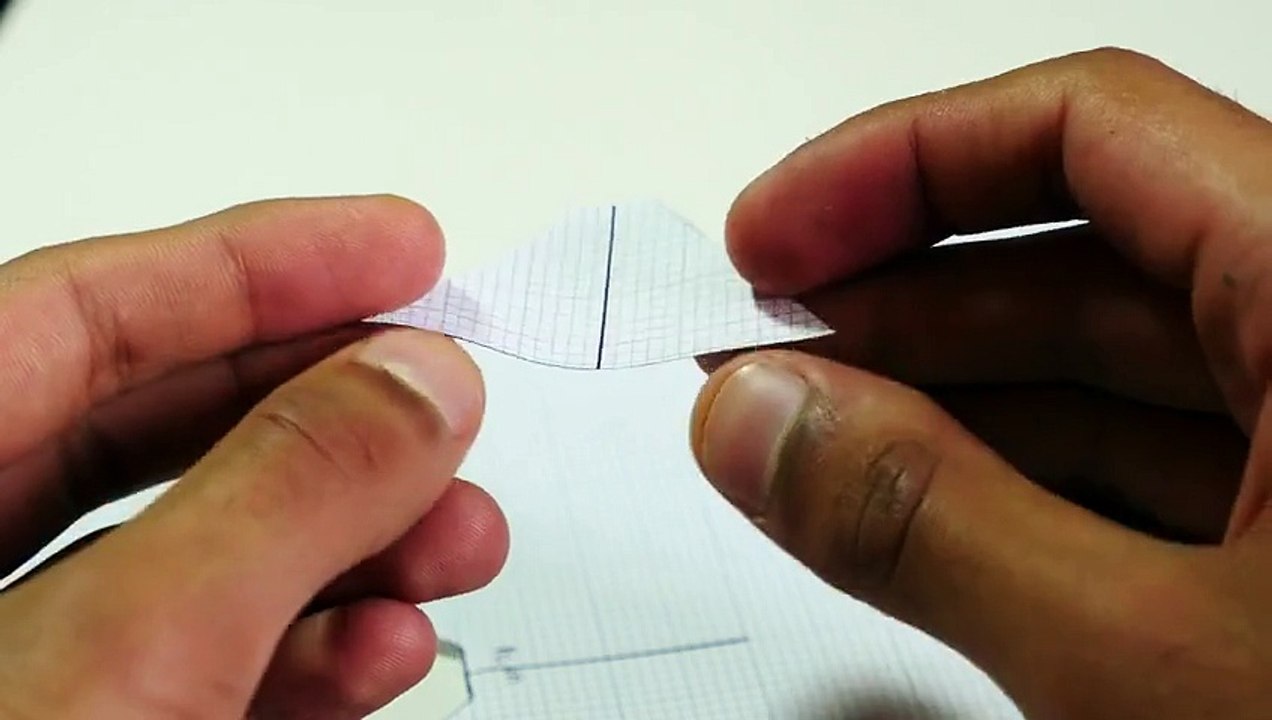 Fabriquer Un projecteur dHologramme pour smartphone