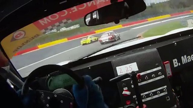 Viper SRT10 GT2 sliding suilverstone Race track raw footage