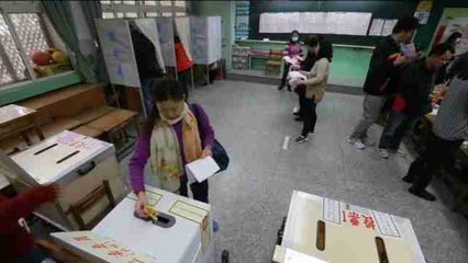 Los taiwaneses comienzan a votar en elecciones que anuncian cambio