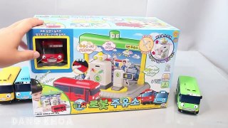 Ô tô đồ chơi cho bé chơi trò chơi trạm bán xăng cho xe ôtô bus rất thú vị
