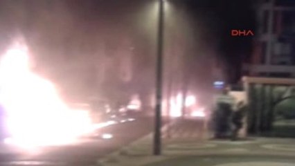 Alev Topuna Dönen Ambulans 5 Aracı Yaktı