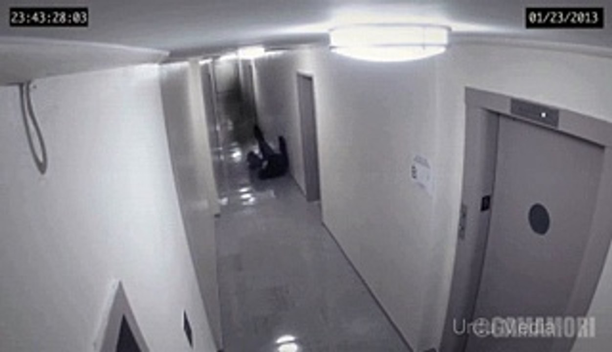 Guuard Of A Morgue Attacked By Ghost Caught On CCTV-Will Give You Goosebumps