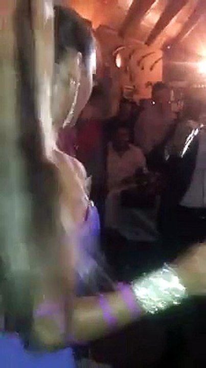 CEL MAI TARE SYSTEM SI CEA MAI TARE DANSATOARE