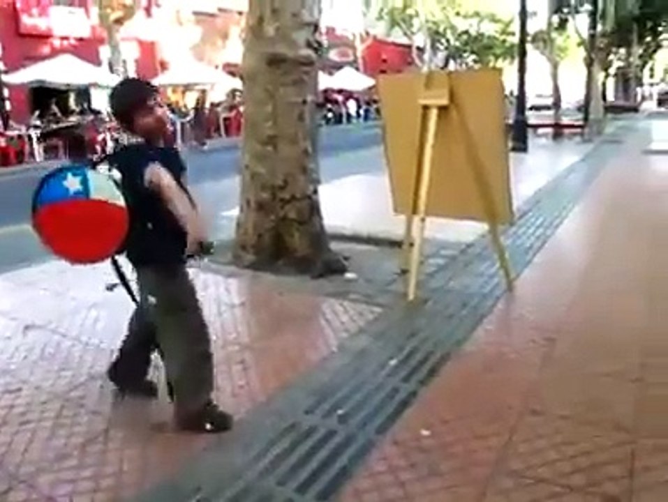 This Kid Got Some Skillz