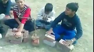 whatsapp videos funny children singing song
