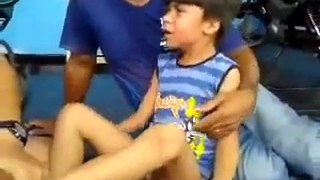 whatsapp videos funny crying child