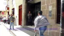 Cajamarca: Ronderos hacen correr a latigazos a meretrices del JR. Apurímac