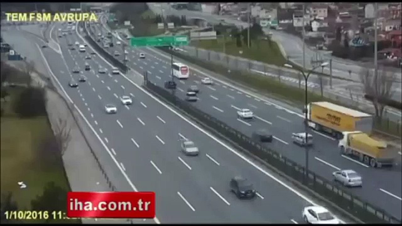 FSM girişindeki akıl almaz kazanın kamera görüntüleri