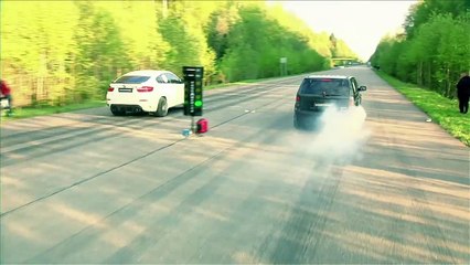 Audi R8 V10 vs Jeep SRT 8 vs Nissan GT R