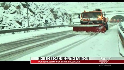 Shi e dëborë në gjithë vendin - News, Lajme - Vizion Plus