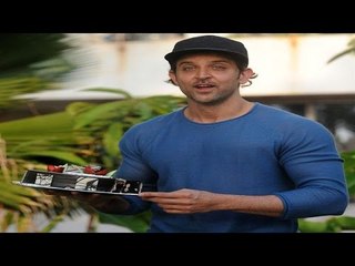 Hrithik Roshan Celebrates 42nd Birthday With Fans