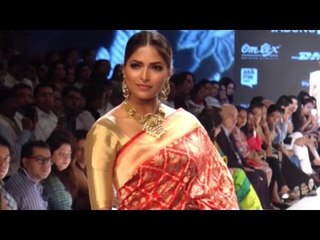 Miss World Hot Runner-up Parvathy Omanakuttan Sizzle On The Ramp @ LFW 2015