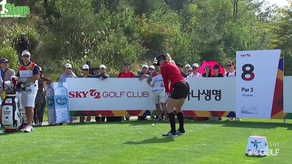 Lovely Distractions from the 2015 Hana Bank LPGA Tournament