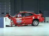 1999 Pontiac Grand Am moderate overlap IIHS crash test