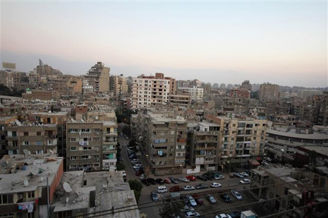 شقة للبيع بجوار مستشفى منشية البكرى