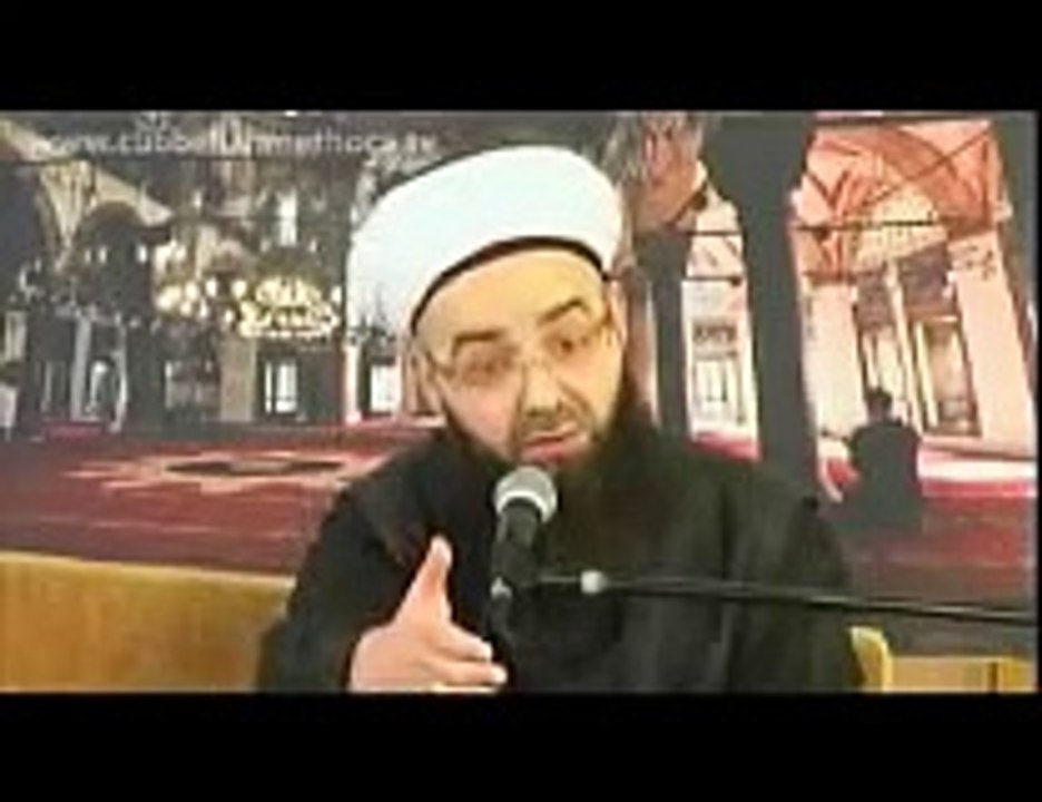 Cübbeli Ahmet Hoca: İsviçrede Minare referandumuna tepki ''Minare nerene girdi mübarek adam!  :))