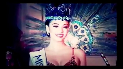 Aishwarya Rai Bachchan's Most Ever Bold & Controversial Bikini Scenes